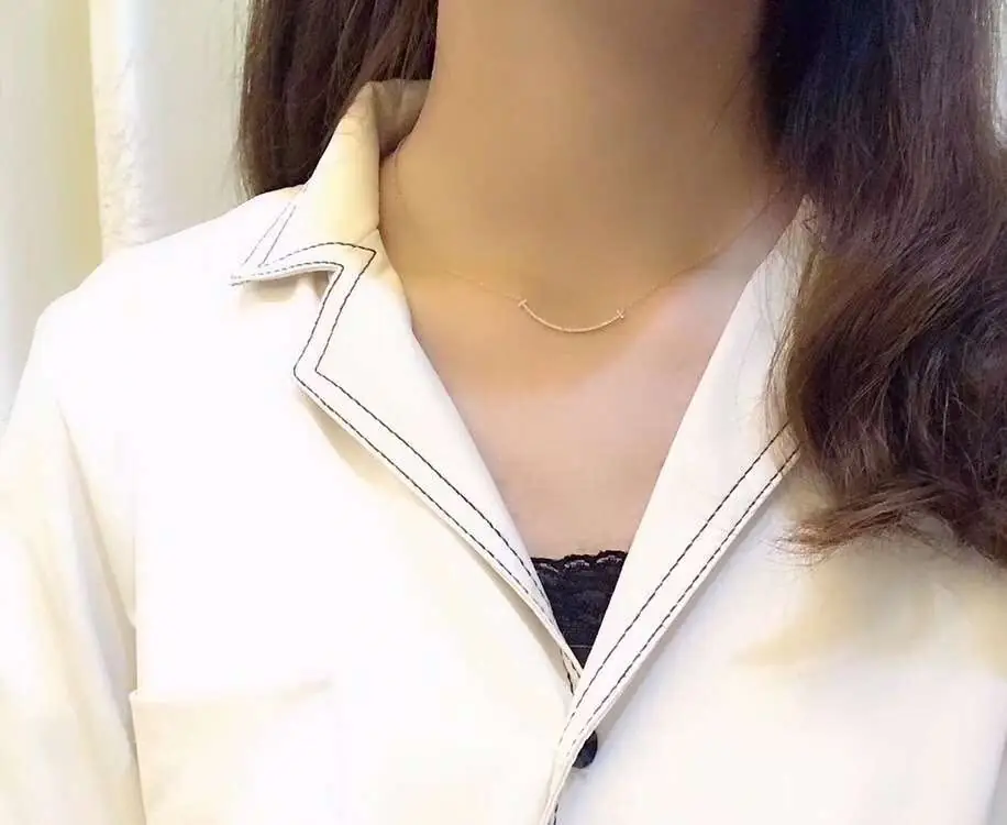 Подвеска Tiffany T Smile /бриллианты, розовое, белое, желтое золото/ 8