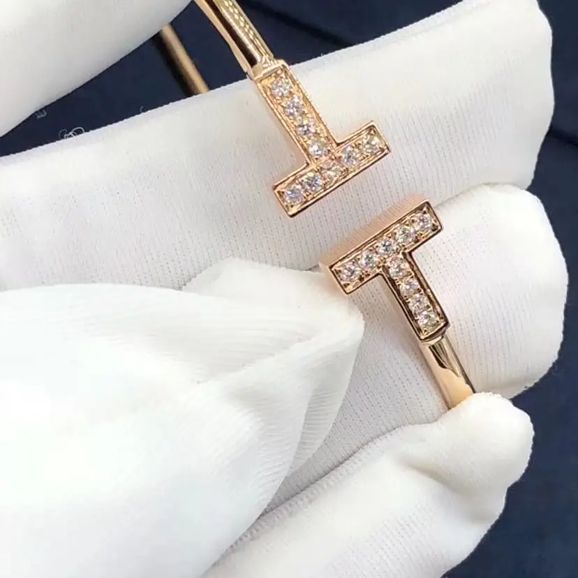 Браслет Tiffany T Wire /бриллианты, розовое золото/ 14