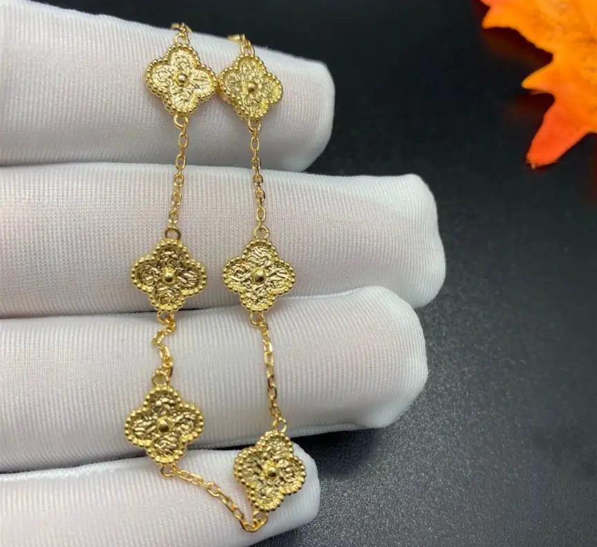 Браслет Van Cleef &amp; Arpels Sweet Alhambra 6 мотивов /желтое золото/