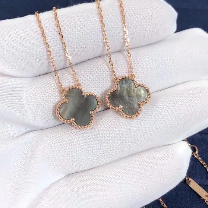 Подвеска Van Cleef Arpels Alhambra /розовое золото, перламутр/ 7