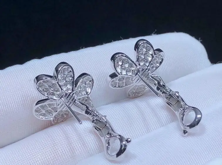 Серьги Van Cleef &amp; Arpels /бриллианты, белое золото/
