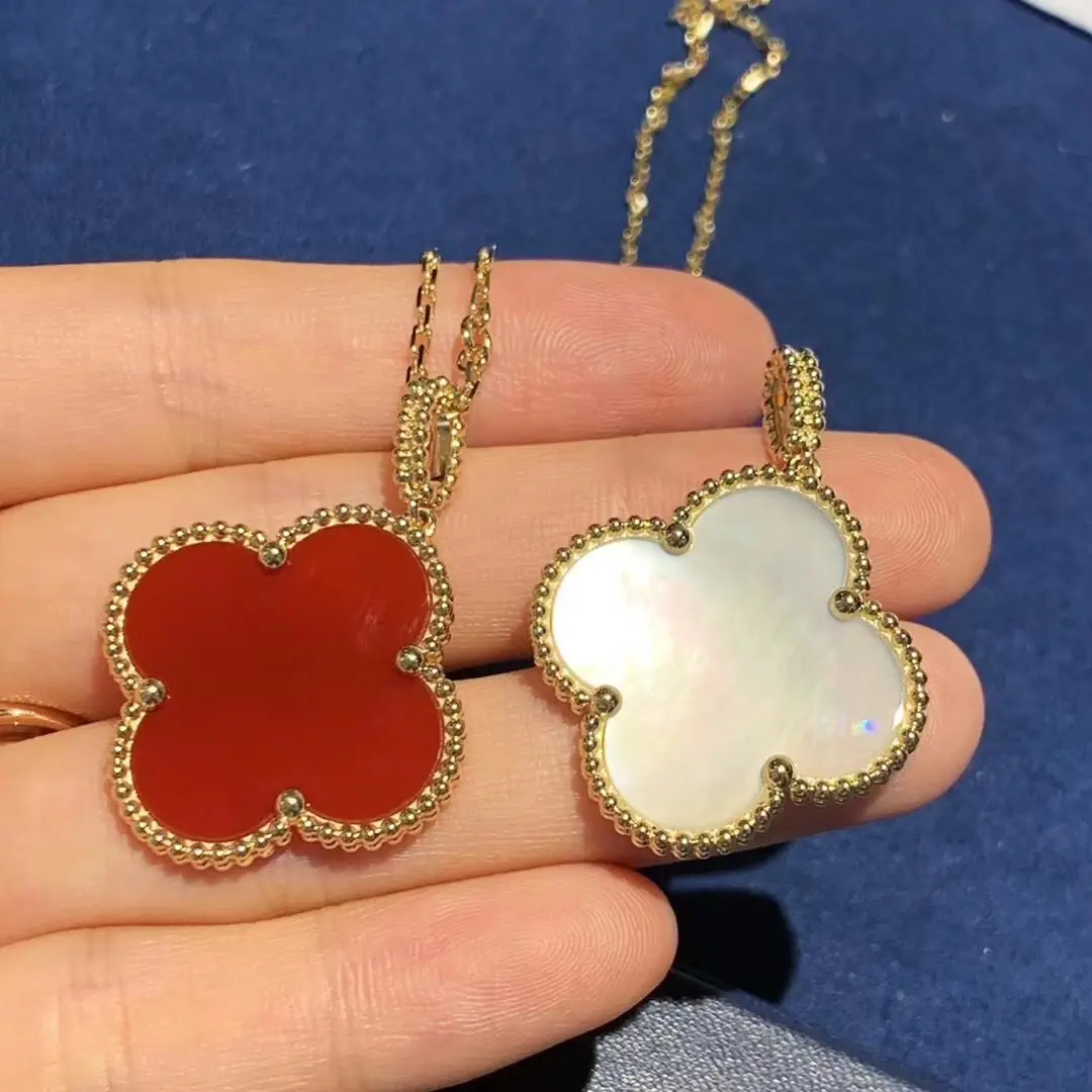 Подвеска  Van Cleef & Arpels Magic Alhambra /черный оникс, желтое золото/ 5