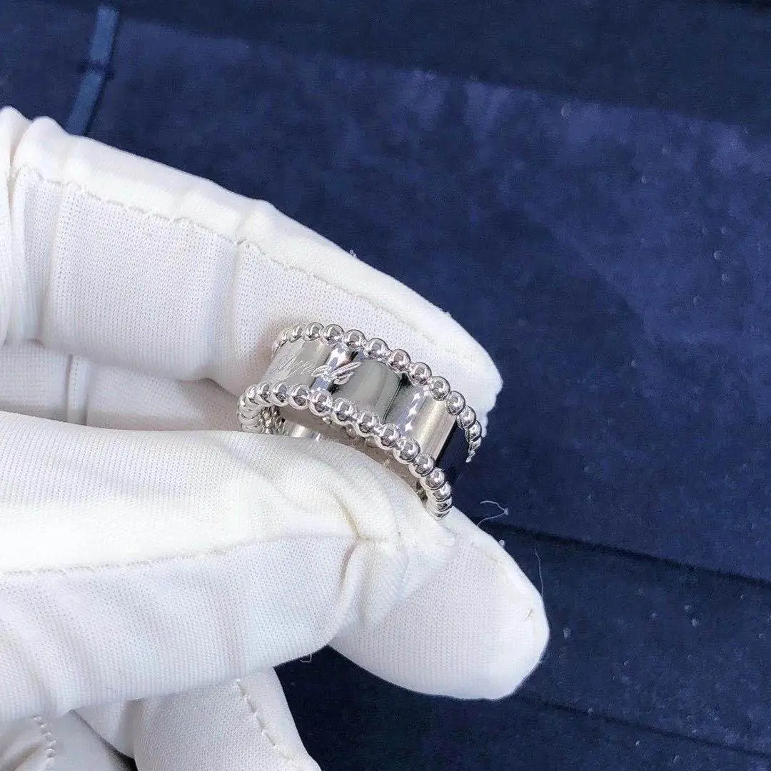 Кольцо Van Cleef & Arpels /белое золото/