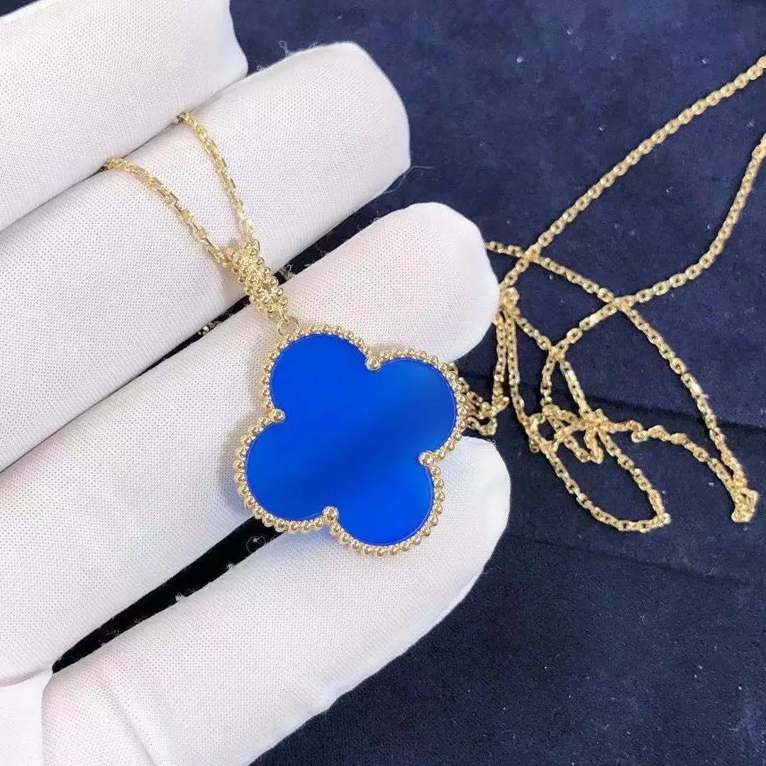 Подвеска Van Cleef & Arpels /желтое золото, синий агат/
