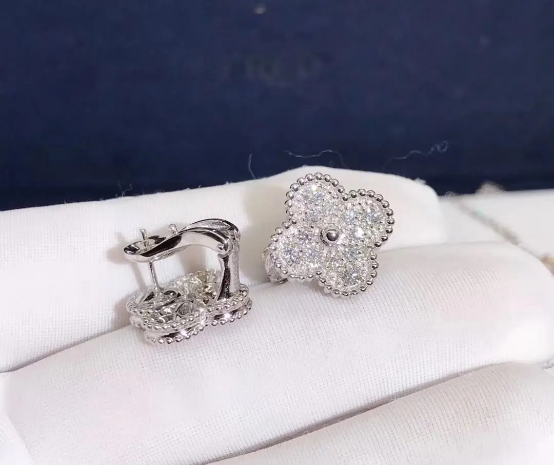 Серьги Van Cleef & Arpels Magic Alhambra /бриллианты, белое золото/ 3