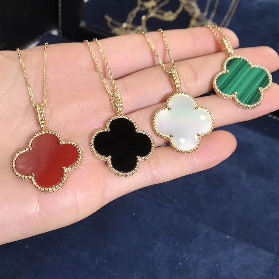 Подвеска Van Cleef & Arpels Magic Alhambra /малахит, желтое золото/ 7
