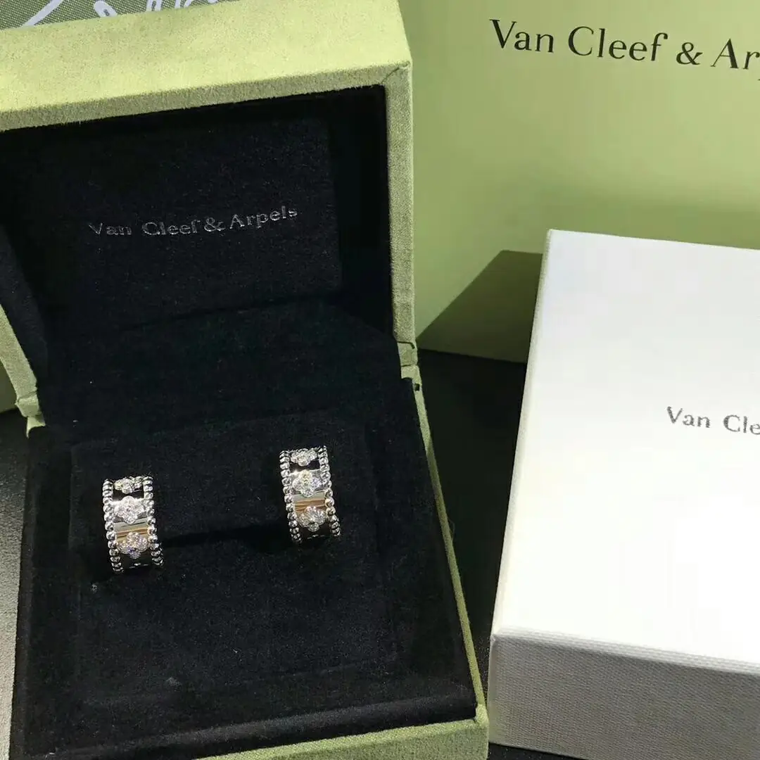 Серьги-кольца Van Cleef & Arpels Perlée Clover /бриллианты, белое золото/ 4