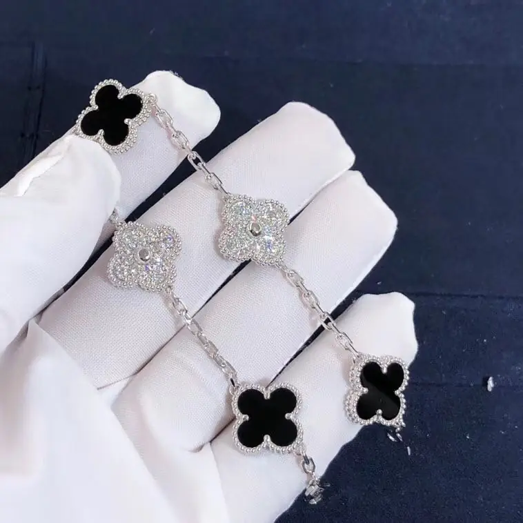 Браслет Van Cleef &amp; Arpels Vintage Alhambra 5 мотивов /белое золото, бриллианты, оникс/