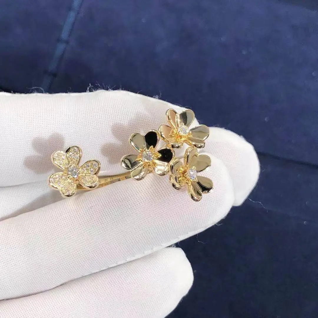 Кольцо Van Cleef Frivole /желтое золото, бриллианты/